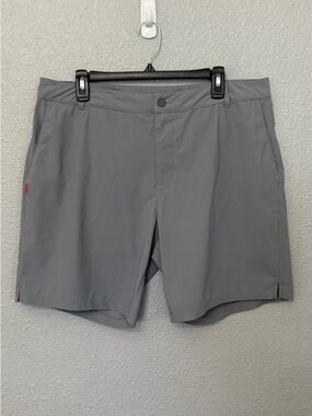 Rhone Resort Shorts in Grey size 36, 7” Inseam